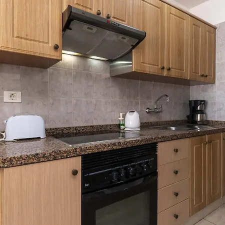 Floritas 29 - One Bed With Pool View *